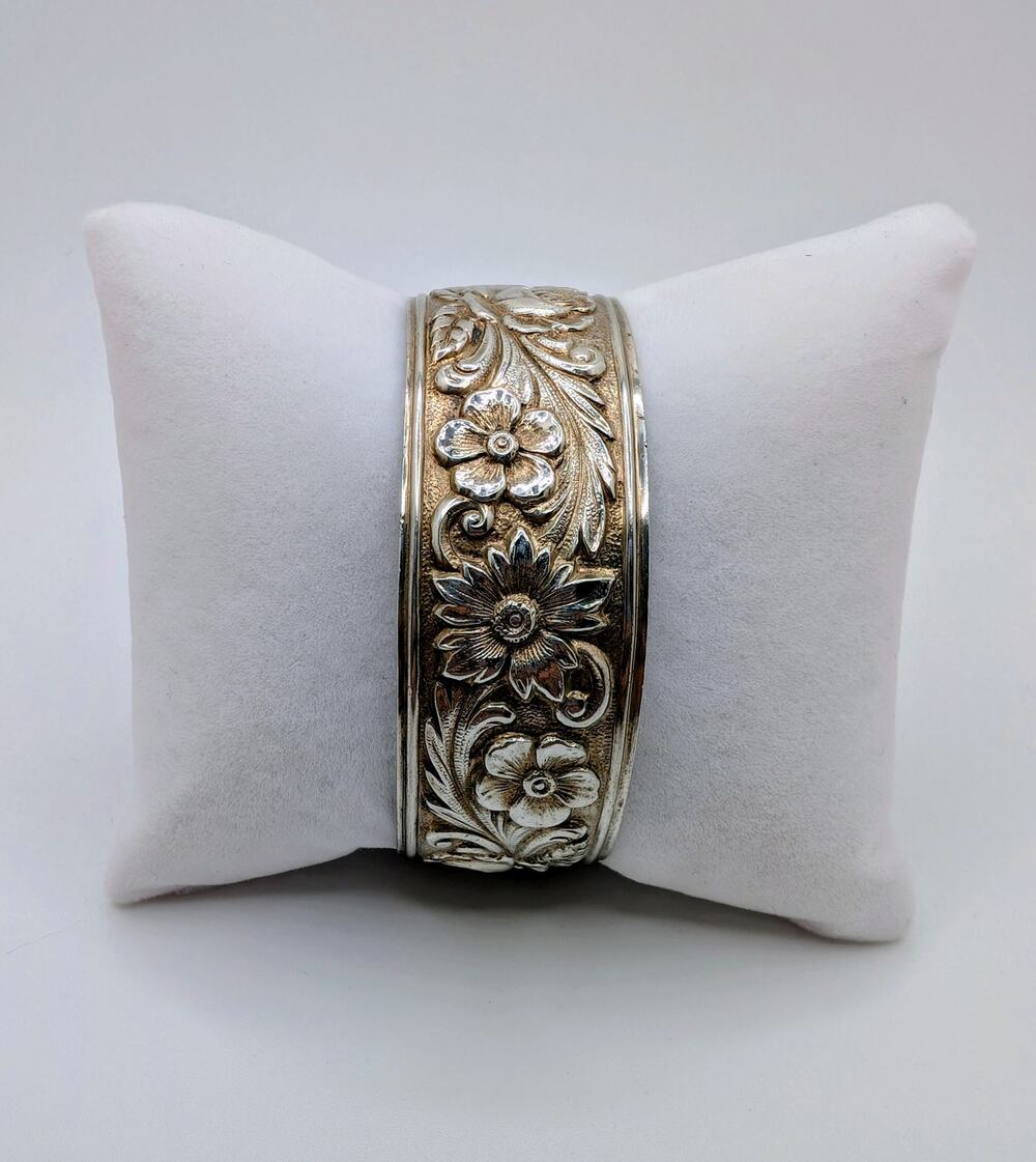 Vintage S Kirk and Sons Sterling Silver Flower Cuff size 7 Flexible